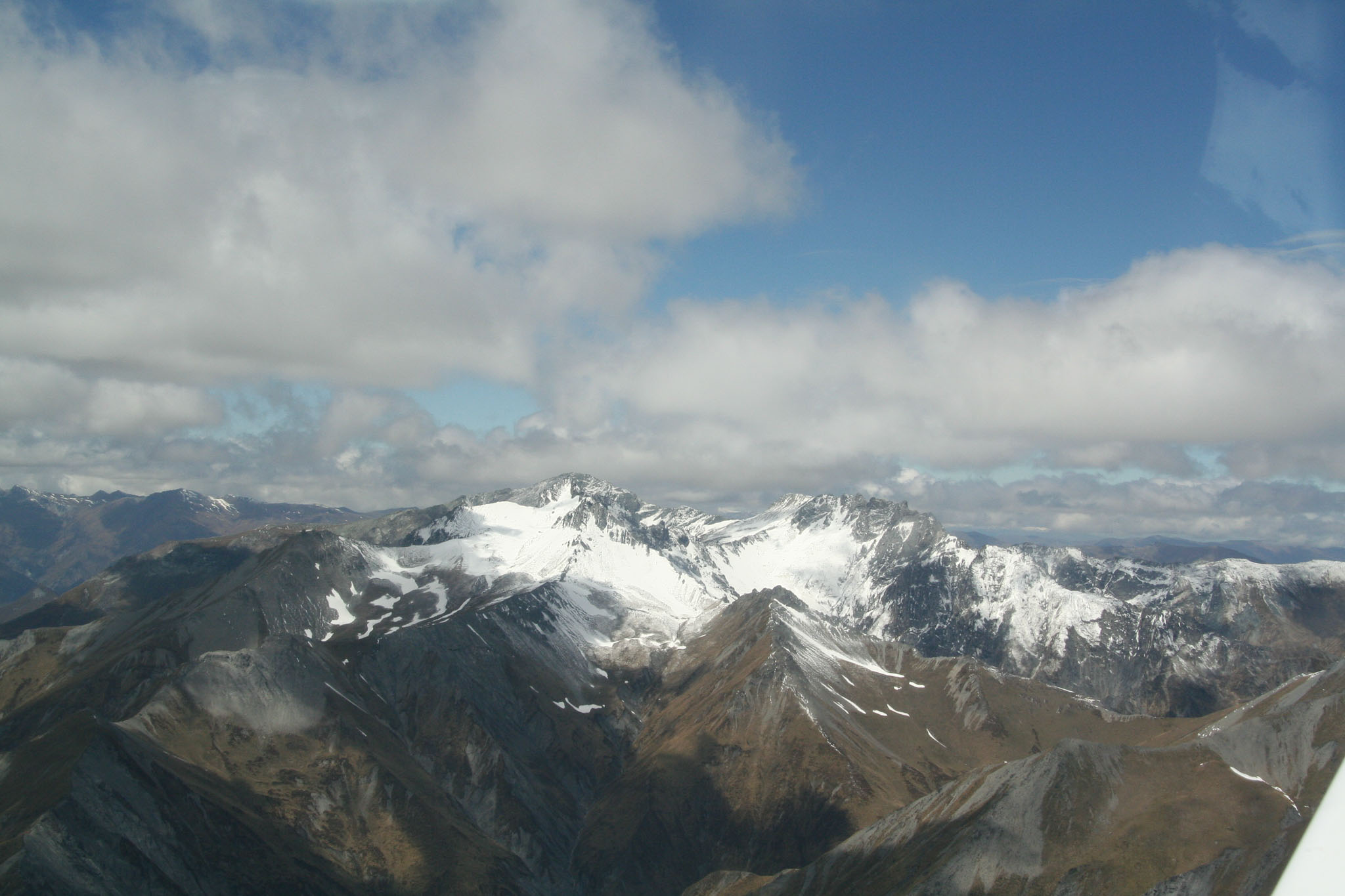 0102-FlightOverSouthernAlps-0060.jpg