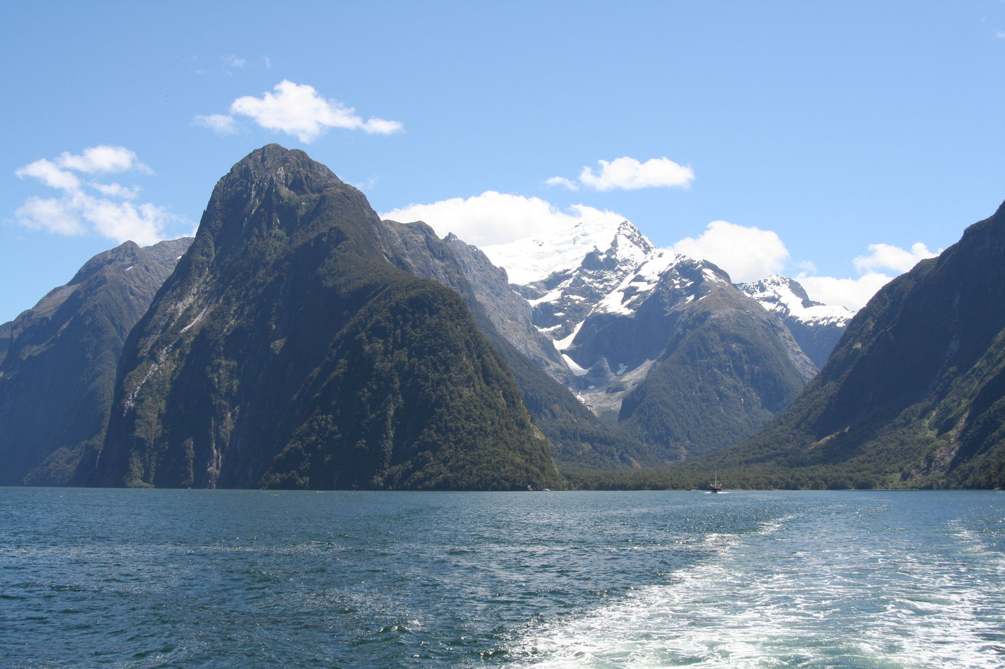 0101-MilfordSound-0203.jpg