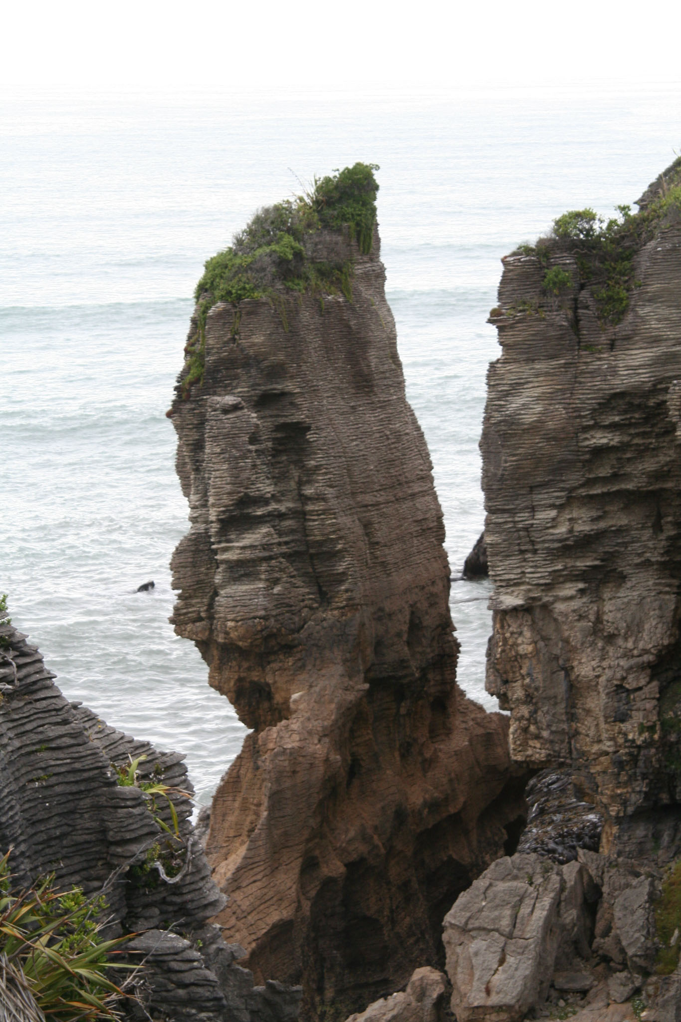 0105-PancakeRocks-0013.jpg