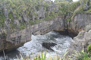 0105-PancakeRocks-0022.jpg