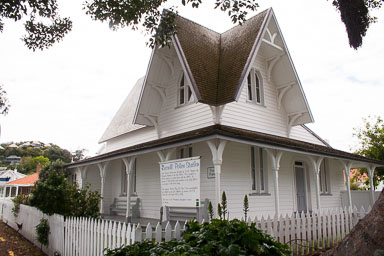 1012-Russell-0016.jpg