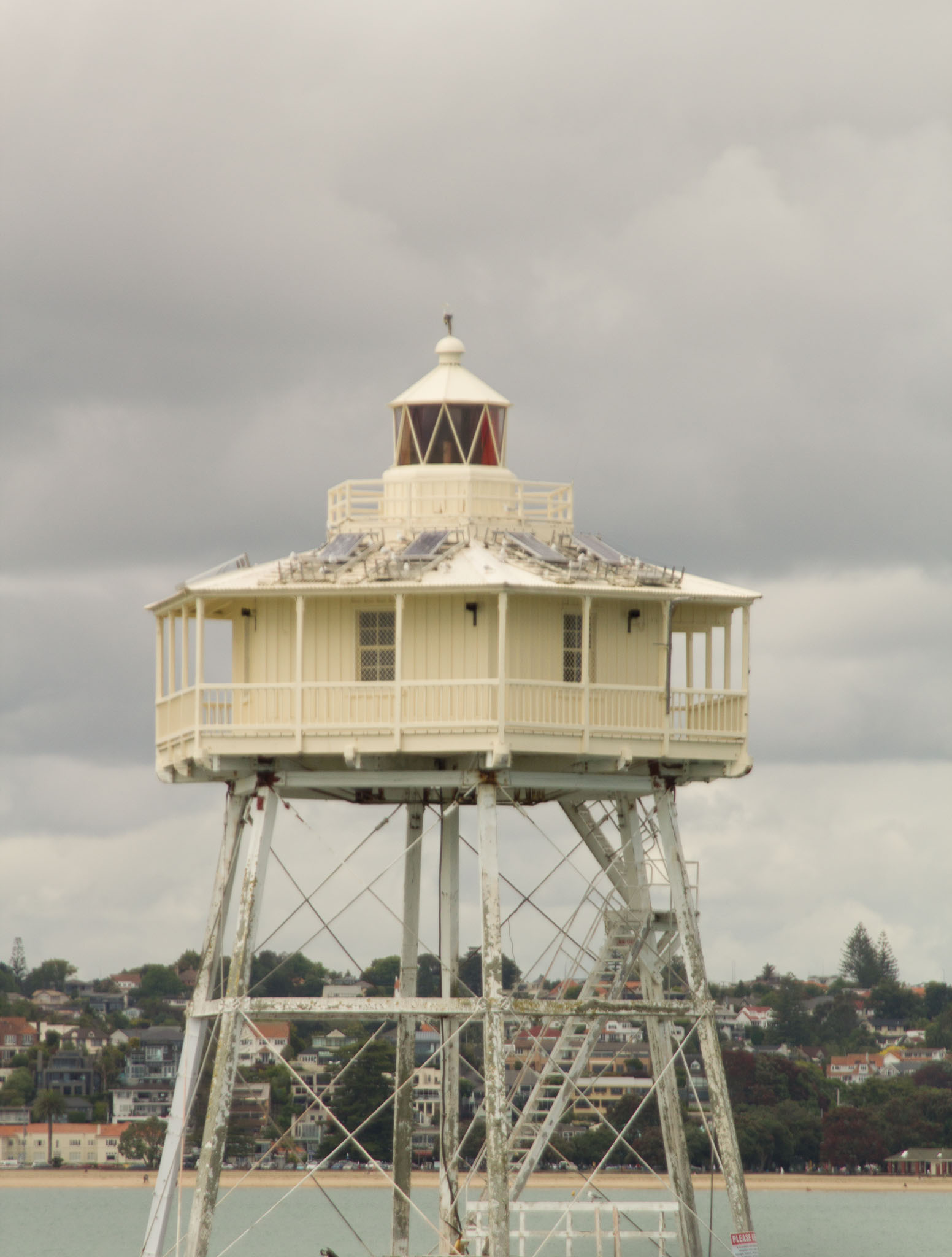 1221-AucklandRangitoto-0013.jpg